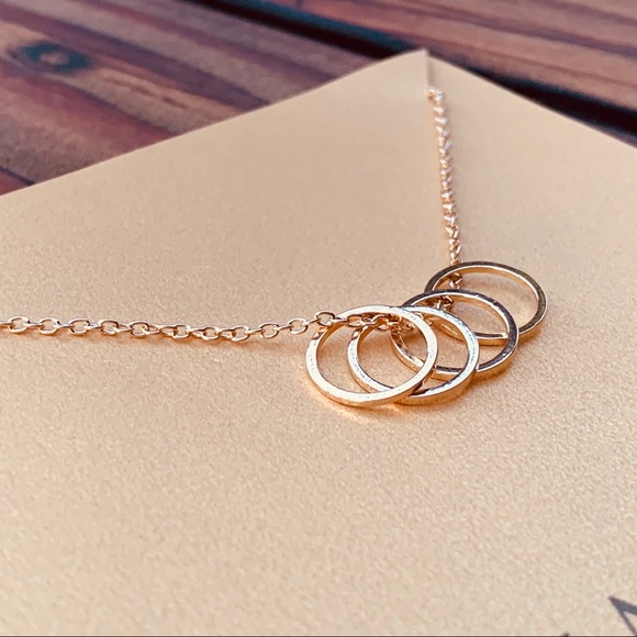 ♡ KARMA Necklace - Picture 5 of 8